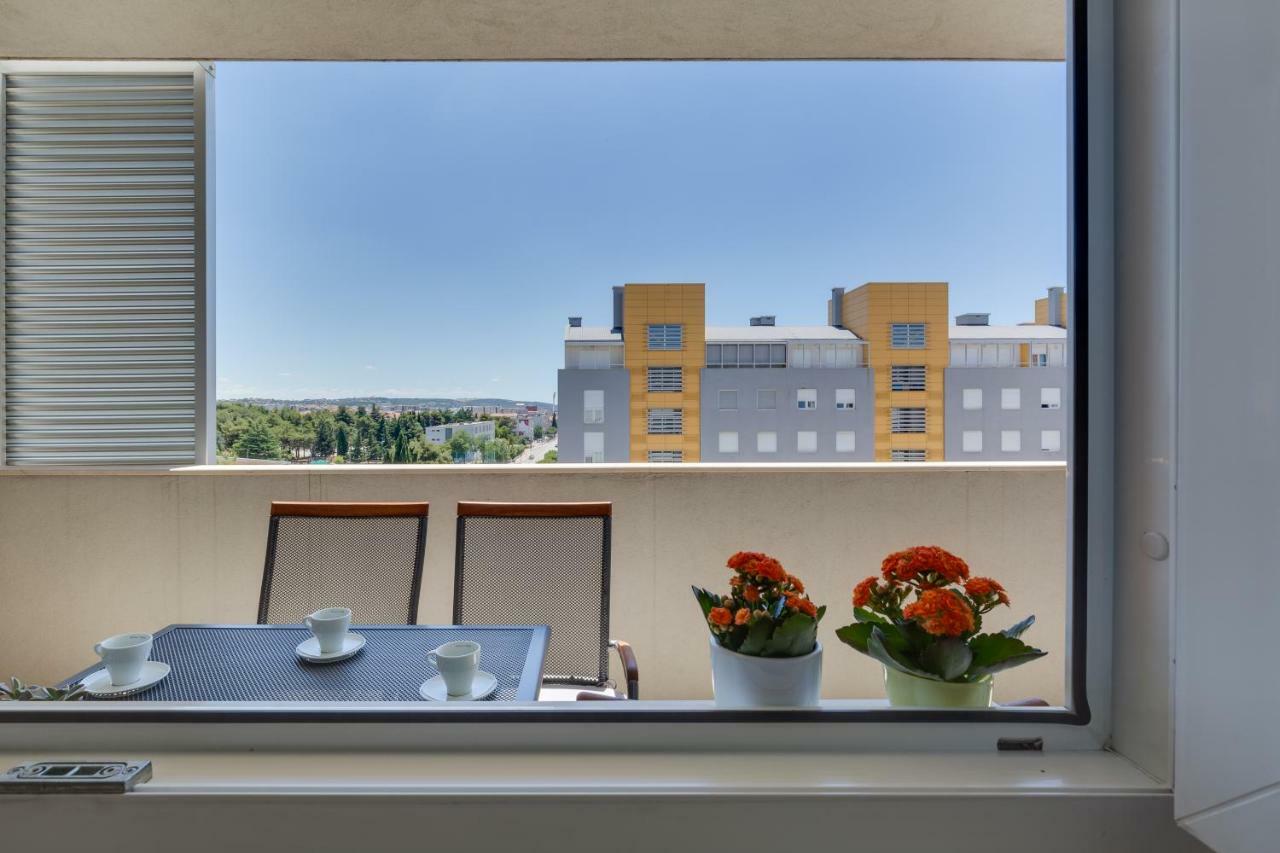 Apartment Pavic - Private Parking Zadar Exterior foto
